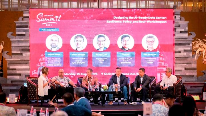 NeutraDC Summit 2025 Digelar: Hadirkan Kolaborasi Global, Luncurkan Inovasi AI