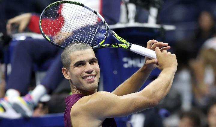 Carlos Alcaraz Beats Jannik Sinner to Win US Open Title