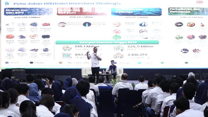 Wakil Menteri Todotua Dorong Mahasiswa Persiapkan Diri Menuju Indonesia Emas 2045