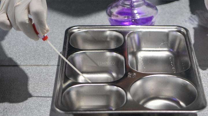 Indonesian Trade Minister: MBG Food Tray Import Could Be Halted If Pork Oil Found in Samples