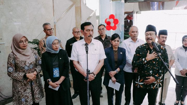 Mensos akan Lakukan Uji Coba Bansos Digital di Banyuwangi