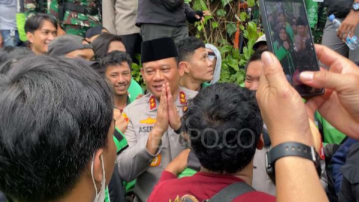 Police Arrest 1,240 Rioters in Jakarta, Many from Out of Town