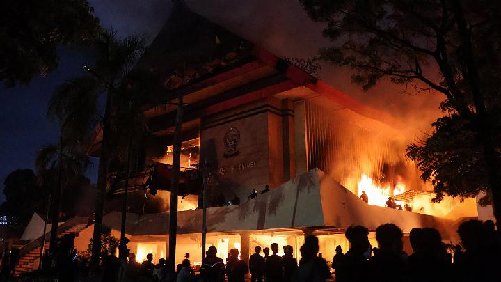 Elite Intrigues Behind the Disturbances