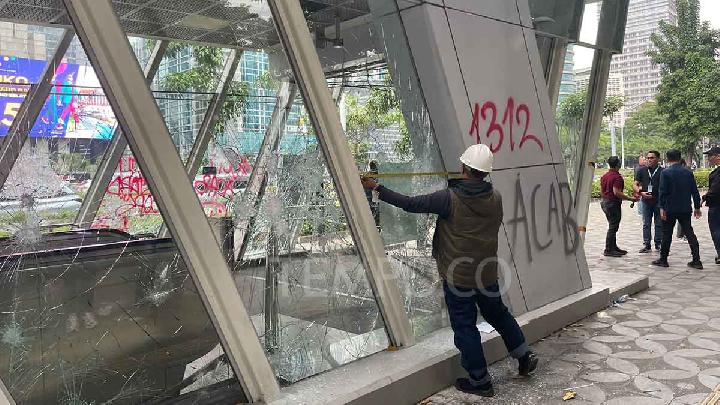 The Meaning of ACAB and 1312 in Recent Protests in Jakarta