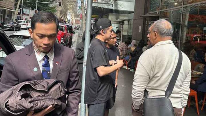 Indonesian Students in Australia Condemn DPR Member's Sydney Tour Amid Protests