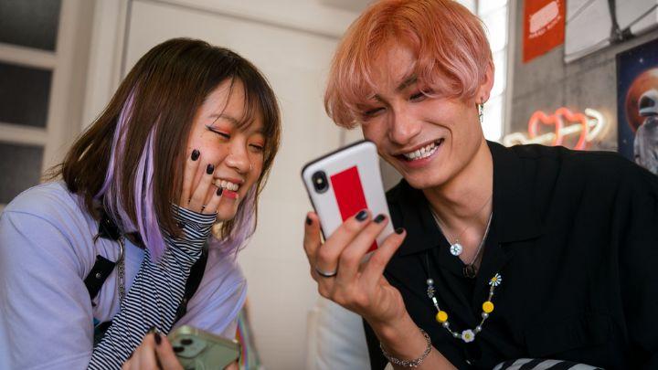 Fandom Activism K-Pop di Indonesia: dari Naikkan Trending sampai Aksi Nyata Demo