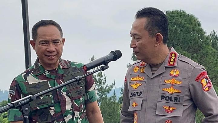 Kapolri Menjawab Desakan Mundur dari Masyarakat