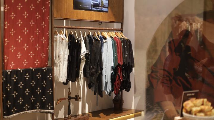 SukkhaCitta Rayakan 9 Tahun dengan Koleksi PERTIWI: A Modern Heritage Edit