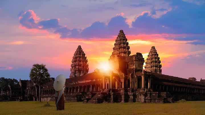 Cambodia Pilots Visa-Free Policy to Attract Chinese Tourists