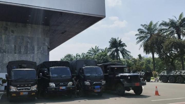 TNI AD: Parlamento Binasının Savaş dışındaki askeri operasyonlar çerçevesinde güvenliği