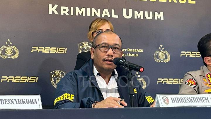 Direktur Reserse Kriminal Umum Kepolisian Daerah Metropolitan Jakarta Raya Komisaris Besar Wira Satya Triputra dalam konferensi pers di Markas Polda Metro Jaya, Jakarta, 2 September 2025. Tempo/Nabiila Azzahra A