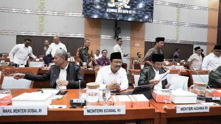 Mensos Laporkan Pelaksanaan Program Kerja Tahun 2025 ke DPR