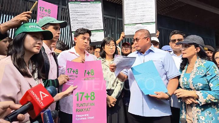 Jerome Polin, Andovi da Lopez Bersama Organisasi Masyarakat Sipil Serahkan 17+8 Tuntutan Rakyat ke DPR