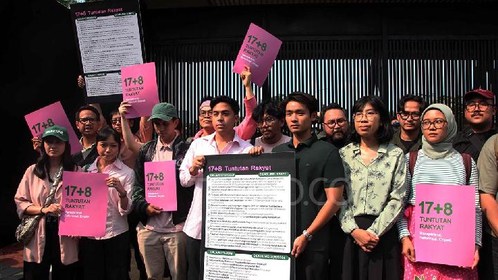 What's Next for Activists If the 17+8 People's Demands Go Unmet by the Deadline?