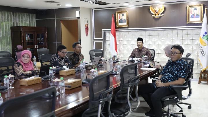 Gus Ipul Ajak Karang Taruna Bangkit Lewat Sosialisasi Permensos Baru