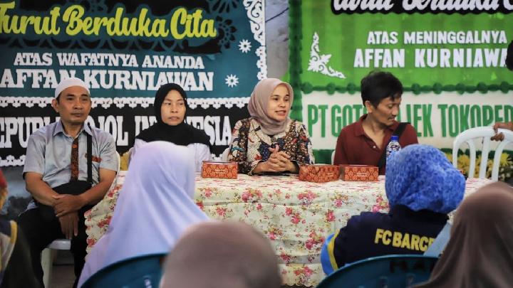 Kemensos Salurkan Bantuan untuk Keluarga Affan Kurniawan dan 200 Warga Sekitar