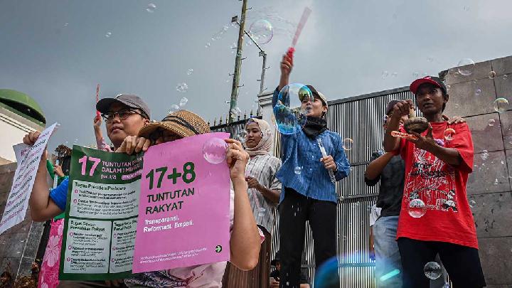 What Are the 17+8 People's Demands in Indonesia That Have and Have Not Been Met?