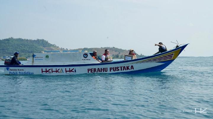 HK Peduli Pendidikan: Kontribusi Nyata pada Pendidikan Berkualitas di Indonesia