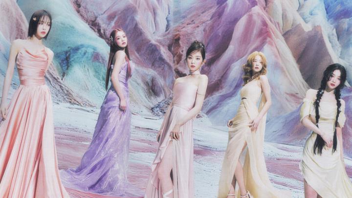 Makna Lagu Cosmic oleh Red Velvet: Cinta Tak Terduga dari Dunia yang Berbeda