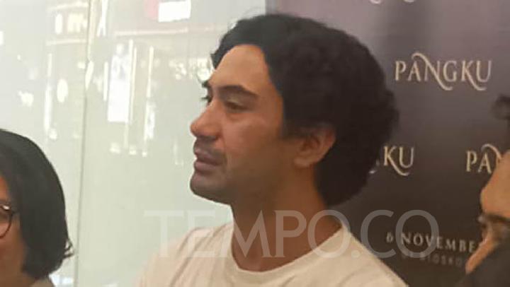 Reza Rahadian's Directorial Debut 'Pangku' Heads to Busan International Film Festival 2025