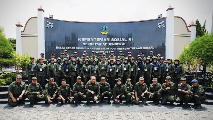 Kemensos Latih Ratusan Wali Asuh dan Wali Asrama Sekolah Rakyat