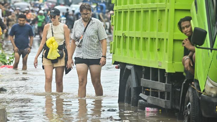 Today's Top 3 News: Heavy Rain Causes Flooding in Bali's Denpasar and Jembrana