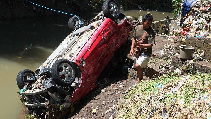 Four People Remain Missing as Bali Flood Search Period Concludes