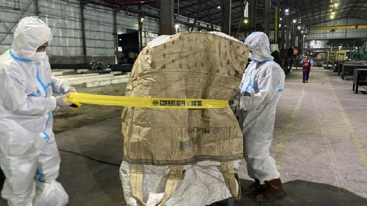 Did Indonesia's Shrimp Radioactive Contamination Come from a Neighboring Factory?