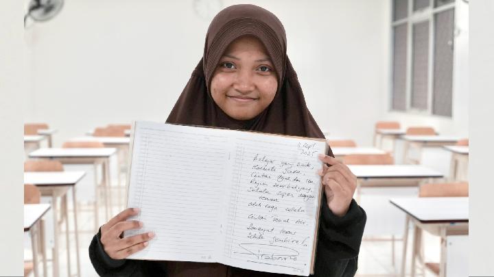 Kunjungi Sekolah Rakyat, Presiden Prabowo Tinggalkan Pesan untuk Juniar