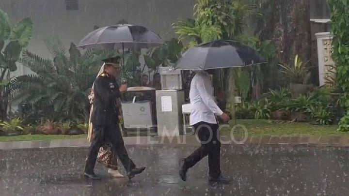 Eski polis şefi yardımcısı Ahmad Dofiri Sambangi Sarayı, yeniden düzenleme konusunun ortasında