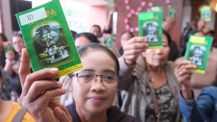 Pemerintah Bali Salurkan Bantuan untuk Pedagang dan Siswa Terdampak Banjir