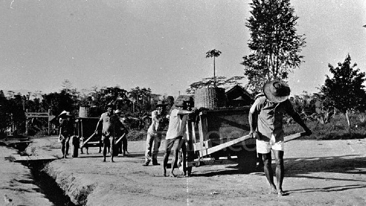 60 Years After Indonesia's Killings: Is the Cold War Back?