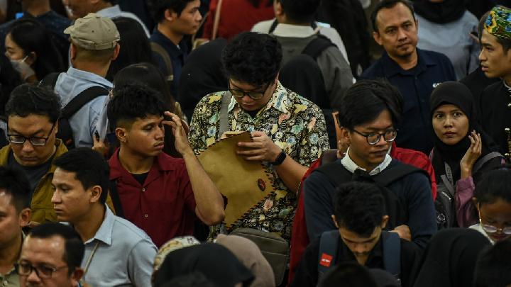 1 Tahun Prabowo-Gibran, Survei Indostrategi: Pembukaan Lapangan Kerja Peroleh Skor Paling Rendah