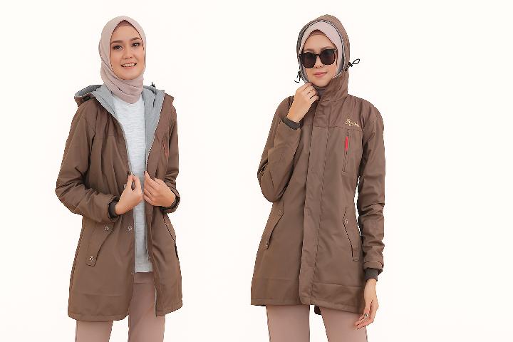 Tetap Hangat dan Bergaya dengan Koleksi Jaket Muslimah
