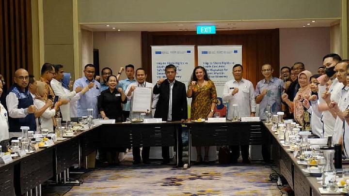 Indonesia Vows to Ratify ILO Convention on Fishers' Labor Rights by 2026