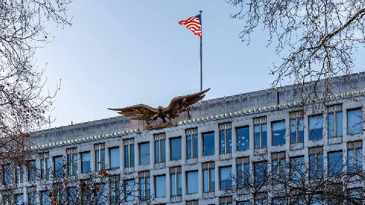 US Embassies Worldwide Suspend Social Media Updates as Govt Shuts Down