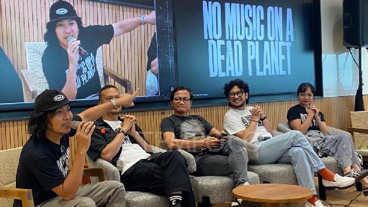 Para musisi yang tergabung dalam Music Declares Emergency saat lokakarya 