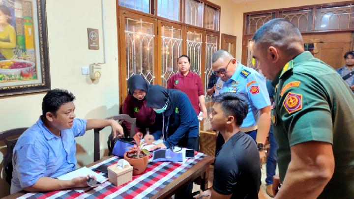 Ferry Hongkiriwang dan Jejak Bisnis di Balik Kafe de'Clan