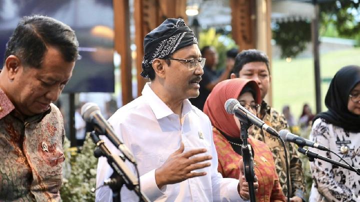 Gus Ipul Dorong Digitalisasi Bansos Buka Ruang Partisipasi Publik