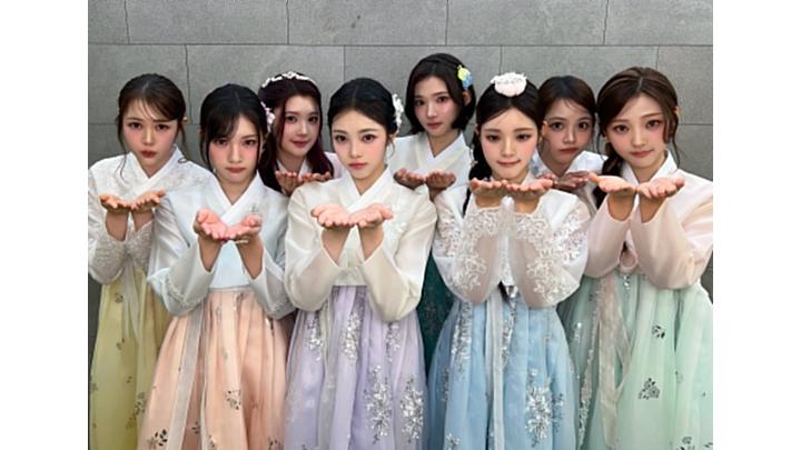 8 Member Hearts2Hearts Jadi MC Spesial di Show! Music Core, Siap Tunjukkan Pesona Baru
