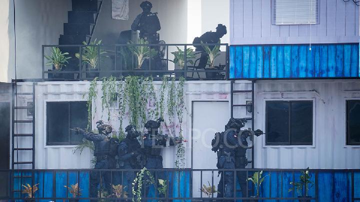 Expanding Military's Role in Tackling Terrorism