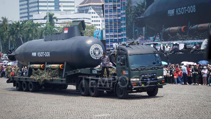 Today's Top 3 News: Indonesian Navy Plans to Test-Fire Homegrown Unmanned Submarine