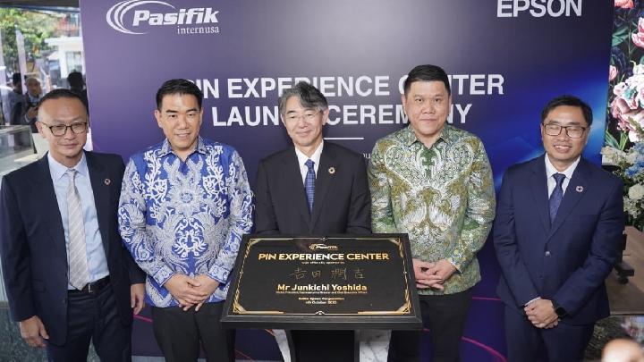 Presiden Seiko Epson Corporation Resmikan PIN Experience Center di Indonesia