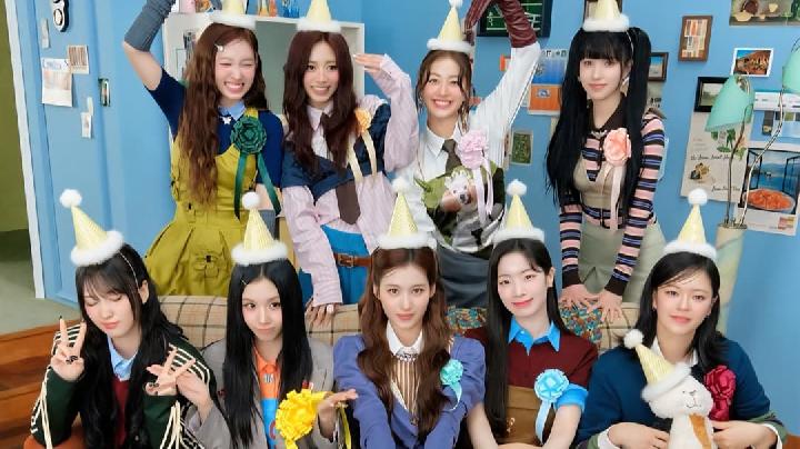10 Fakta Unik TWICE yang Rayakan 10 Tahun Debut: Dari SIXTEEN hingga The Story Goes On!