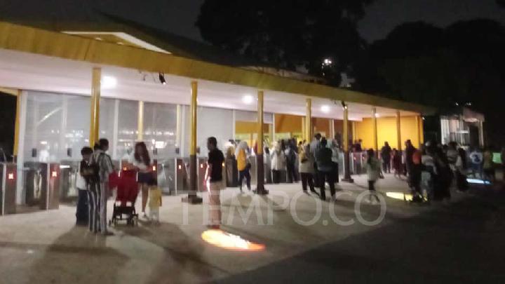 Pengunjung Serbu Wisata Malam Ragunan di Hari Pertama