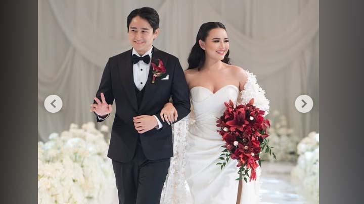 Amanda Manopo Bergaya Makeup Hollywood Glam di Malam Resepsi Pernikahan