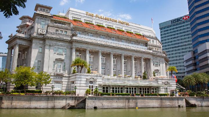 Fullerton Hotel Singapore Declines to Host 'Friends of Israel' Gala Dinner
