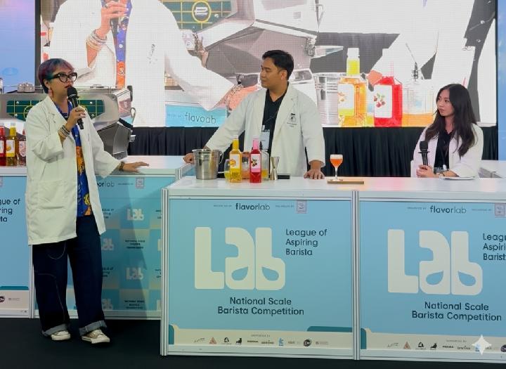 Grand Whiz Poins Simatupang Dukung Kreativitas Barista Muda
