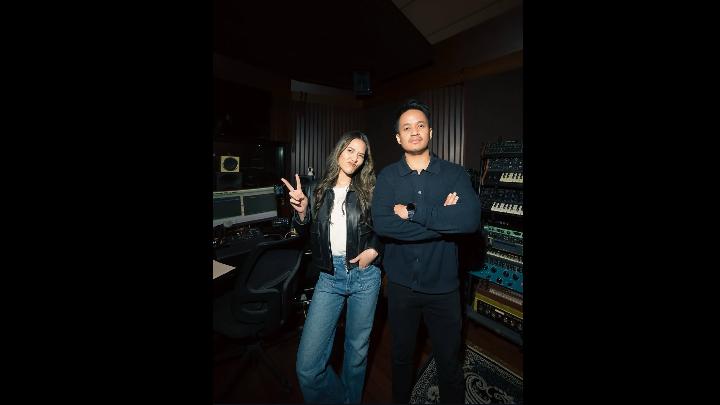 Lirik Lagu Awal Kisah Selamanya Raisa ft Barsena Bestandhi, Sebermula Cinta