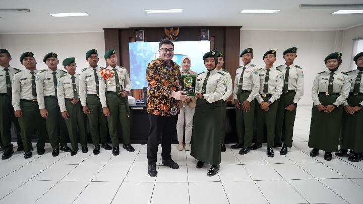 Terima Kunjungan Siswa Taruna Brawijaya, Mas Dhito Sampaikan Arti Perjuangan dan Pantang Menyerah